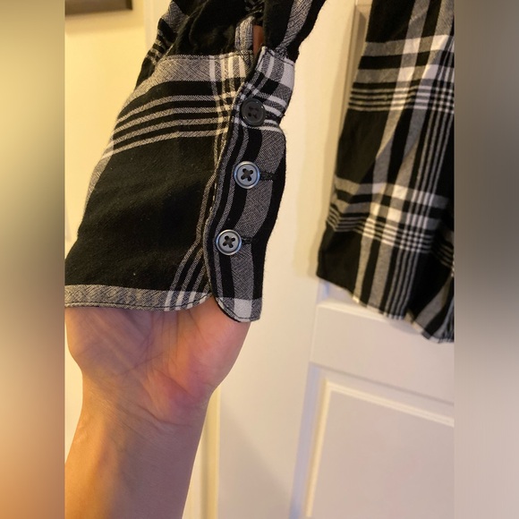 Loft small Plaid Puff Shoulder Blouse - Picture 5 of 7